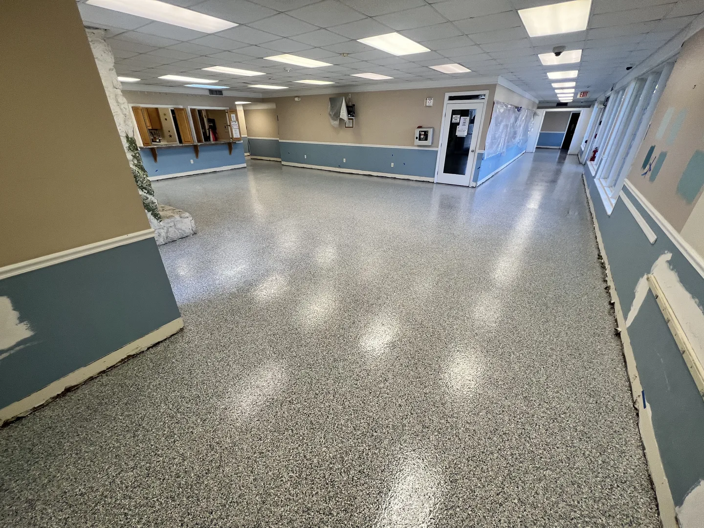 Flake Commercial Hallway, Commercial flooring project by Floor Kings Epoxy