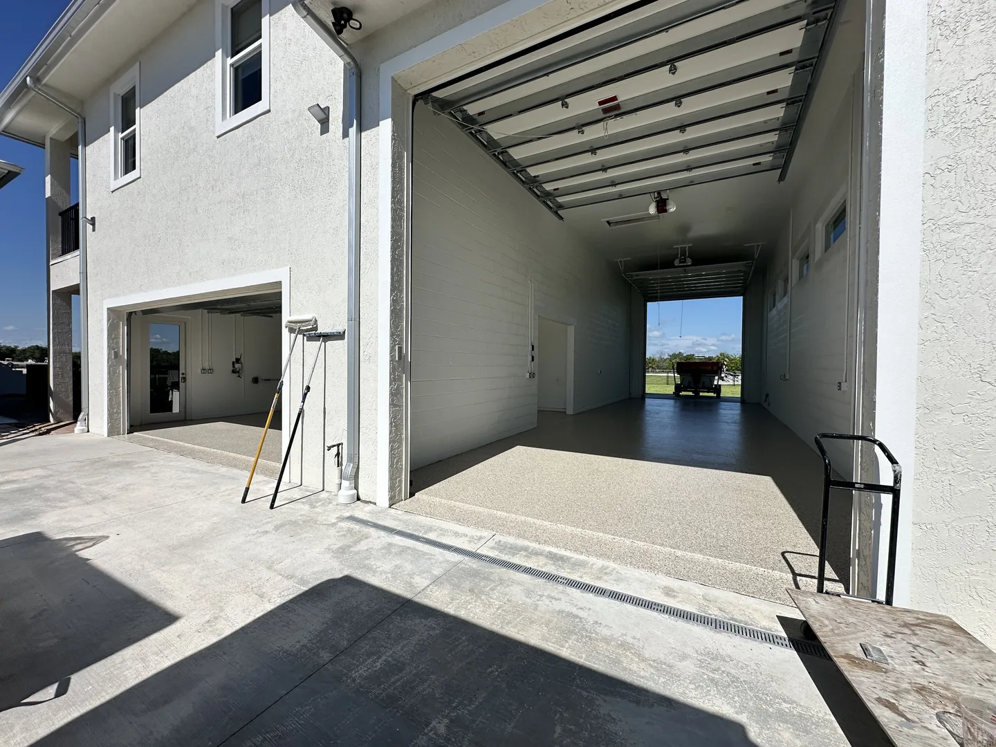 Garage Exterior Flake, Residential flooring project by Floor Kings Epoxy